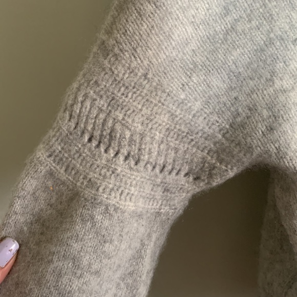 Wildfox crop sweater - Picture 5 of 7